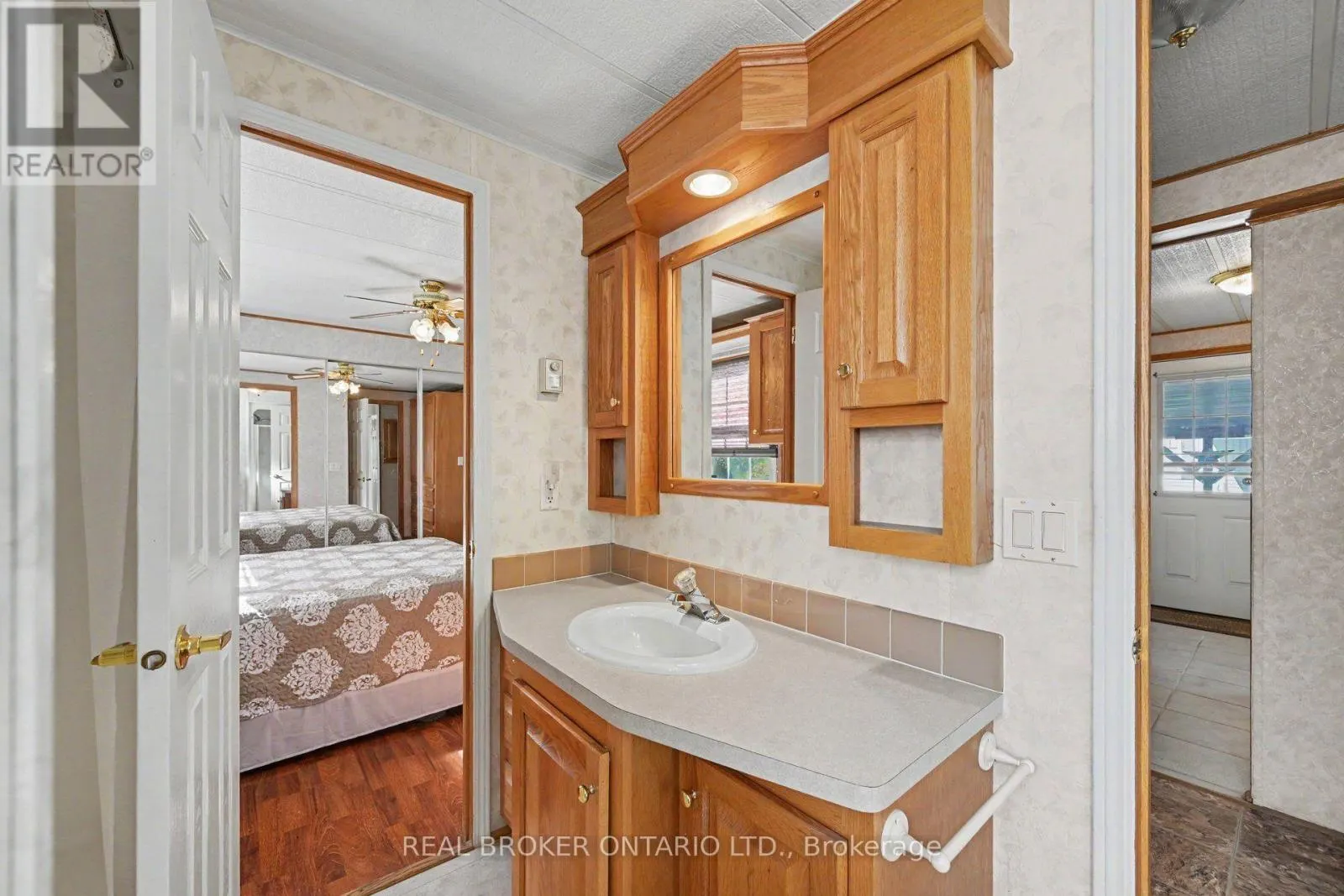 13 DU LAC PRIVATE