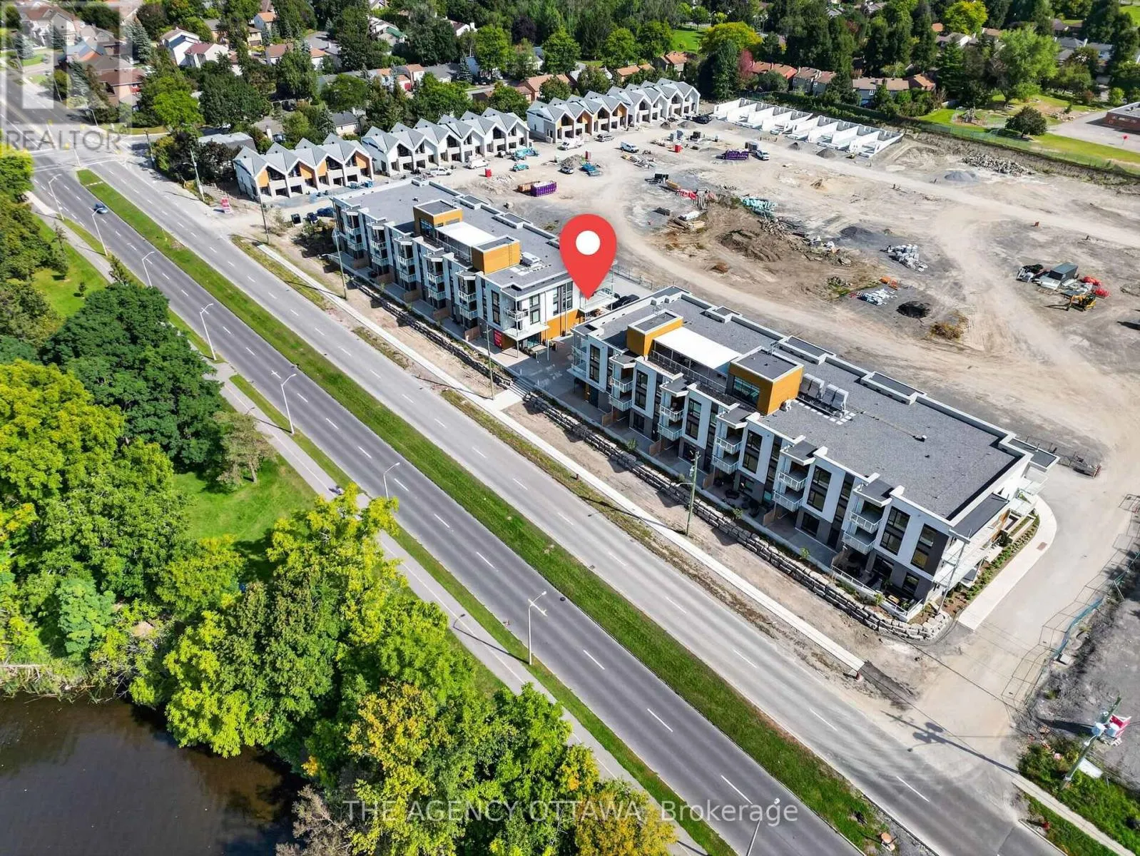 1 - 3073 RIVERSIDE DRIVE E