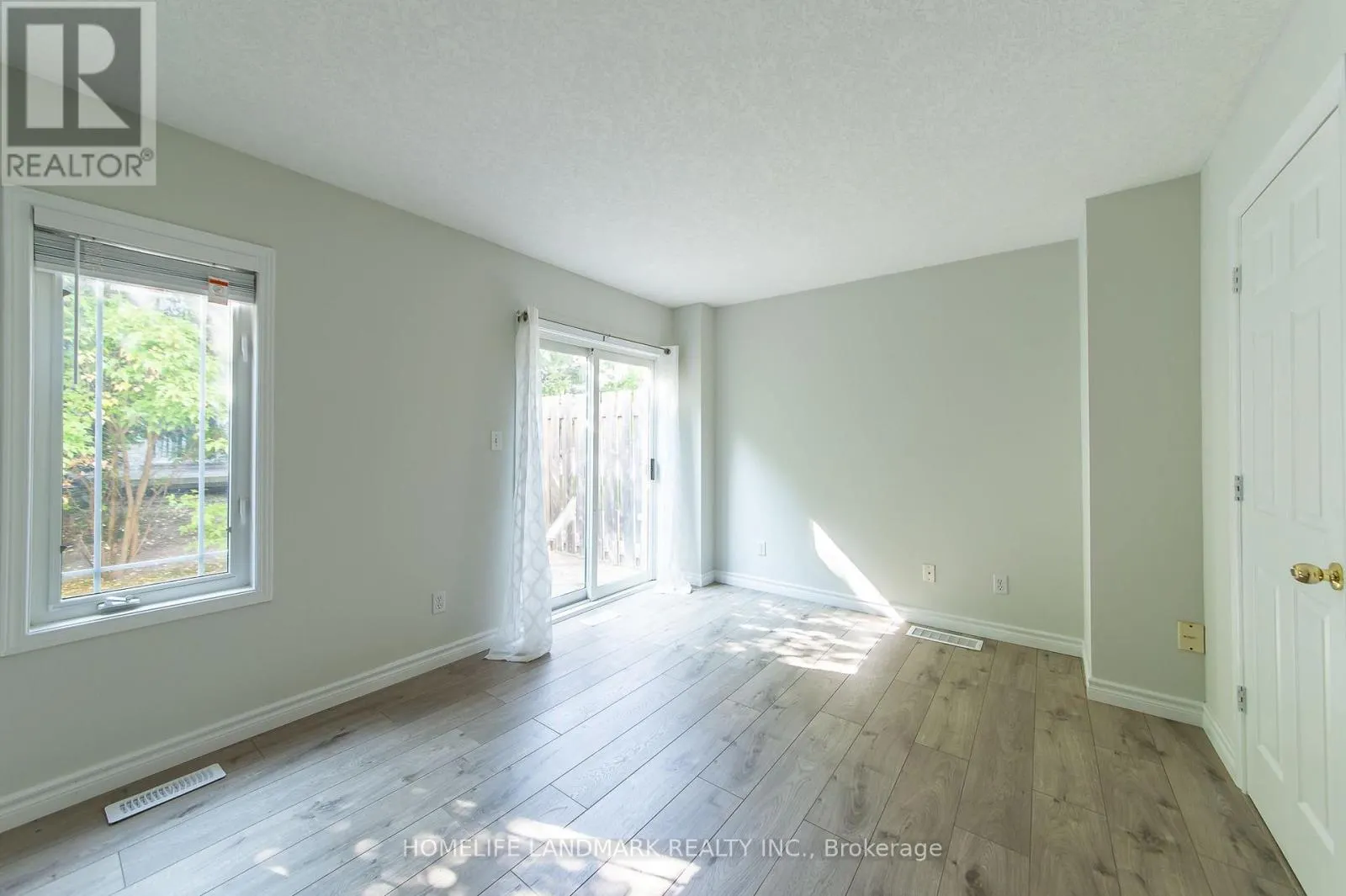 J54 - 619 WILD GINGER AVENUE