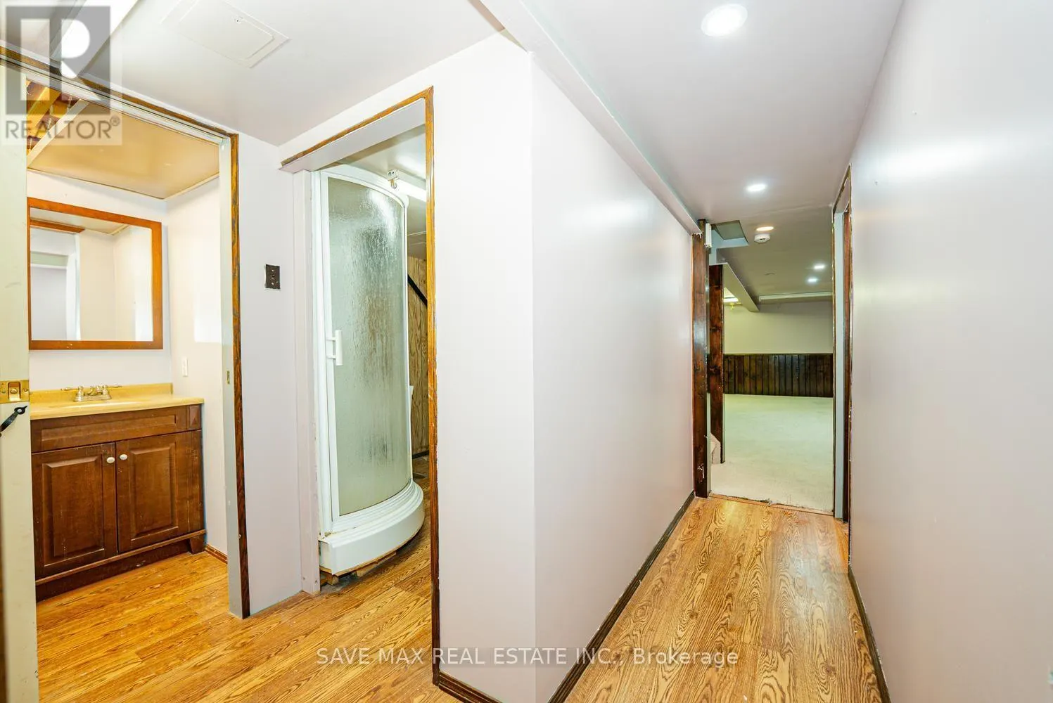 38 MANLEY CRESCENT