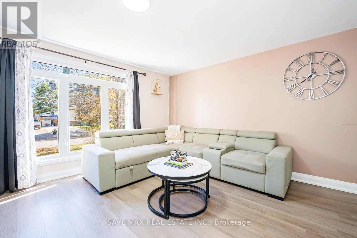 38 MANLEY CRESCENT
