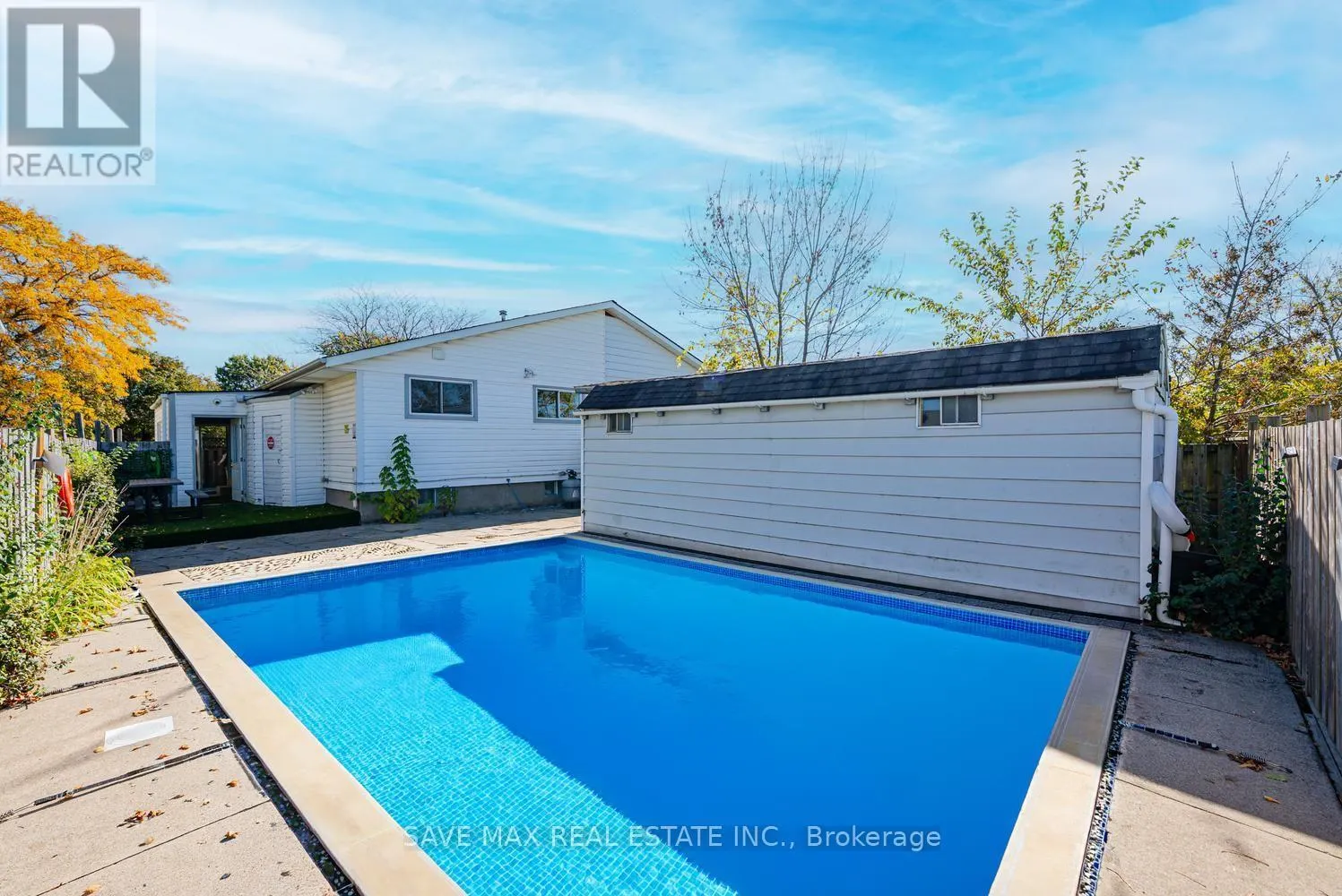 38 MANLEY CRESCENT