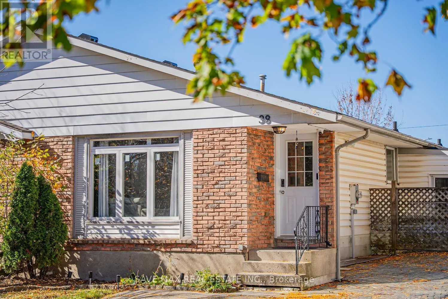 38 MANLEY CRESCENT
