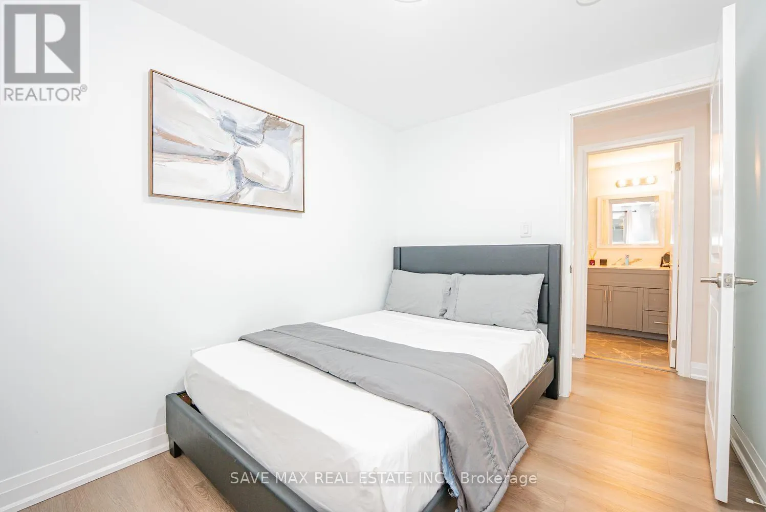 38 MANLEY CRESCENT