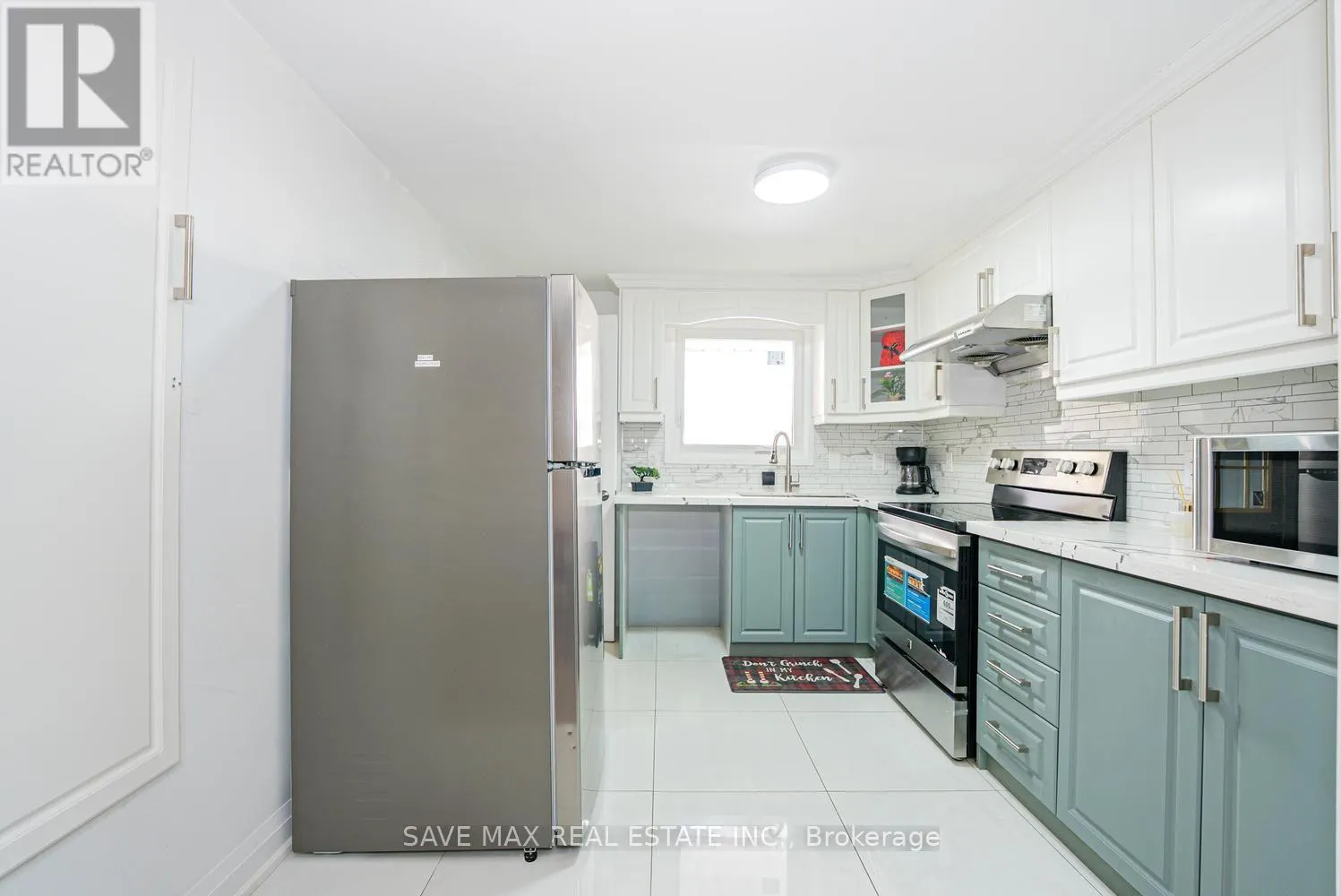 38 MANLEY CRESCENT