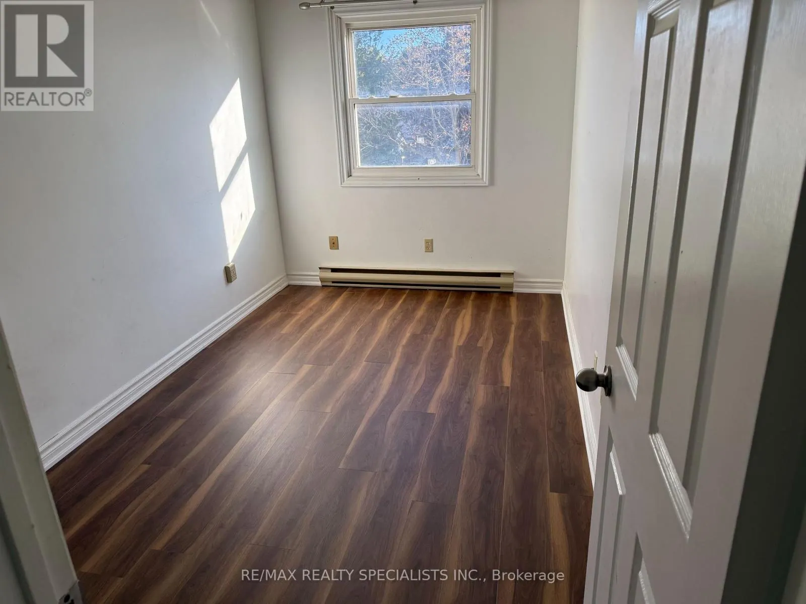 208 - 2 WALNUT STREET