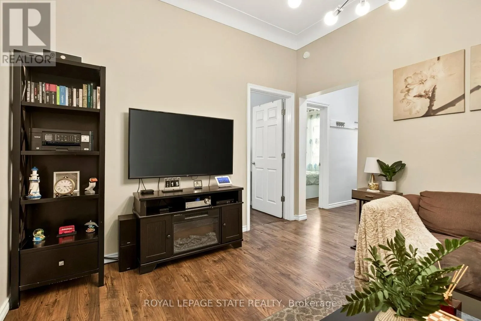66 BEECHWOOD AVENUE