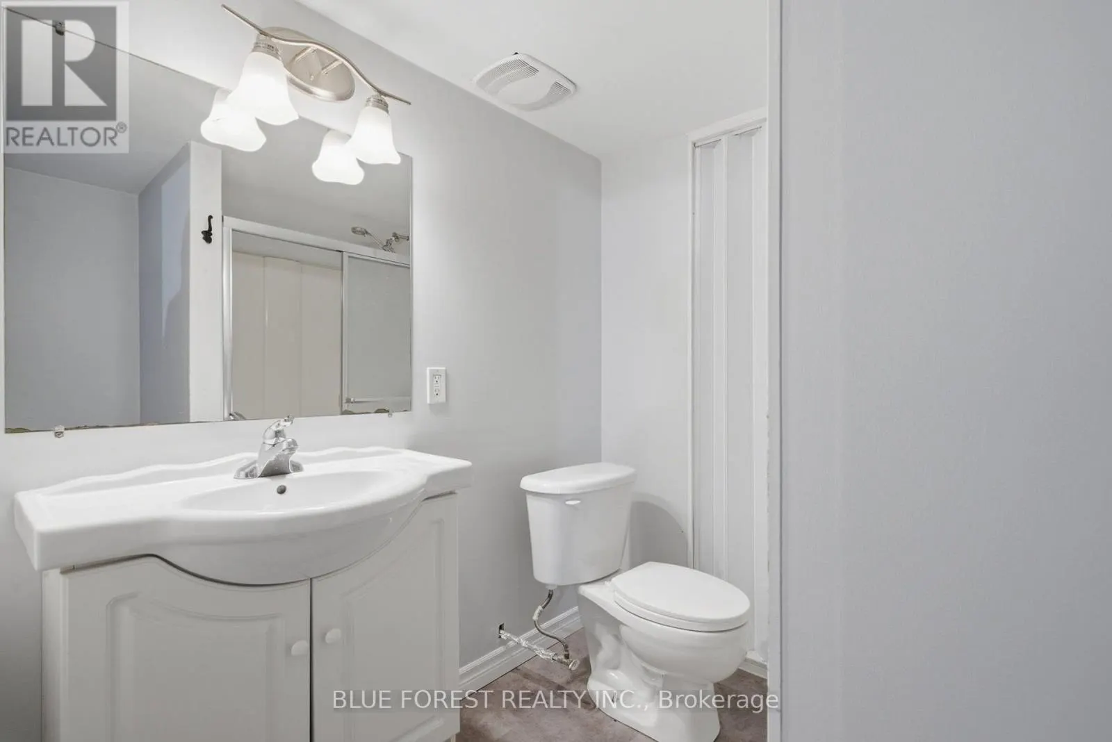 8 - 1920 CULVER DRIVE #8