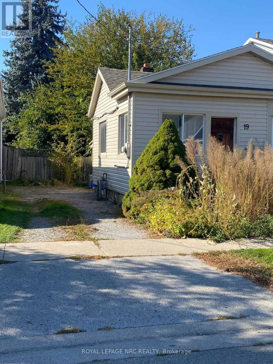 19 MARGERY AVENUE