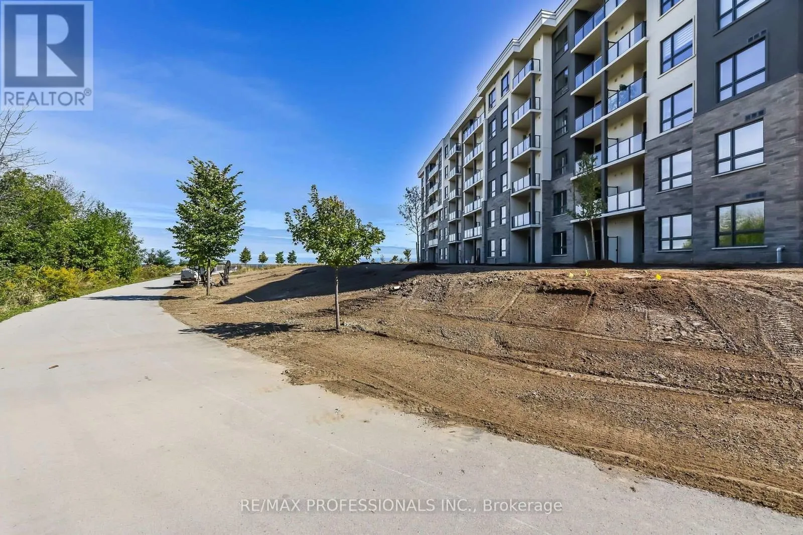133 - 101 SHOREVIEW PLACE