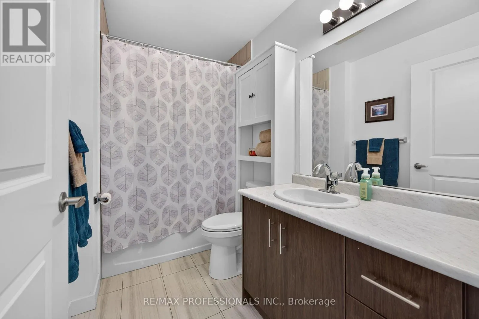 133 - 101 SHOREVIEW PLACE
