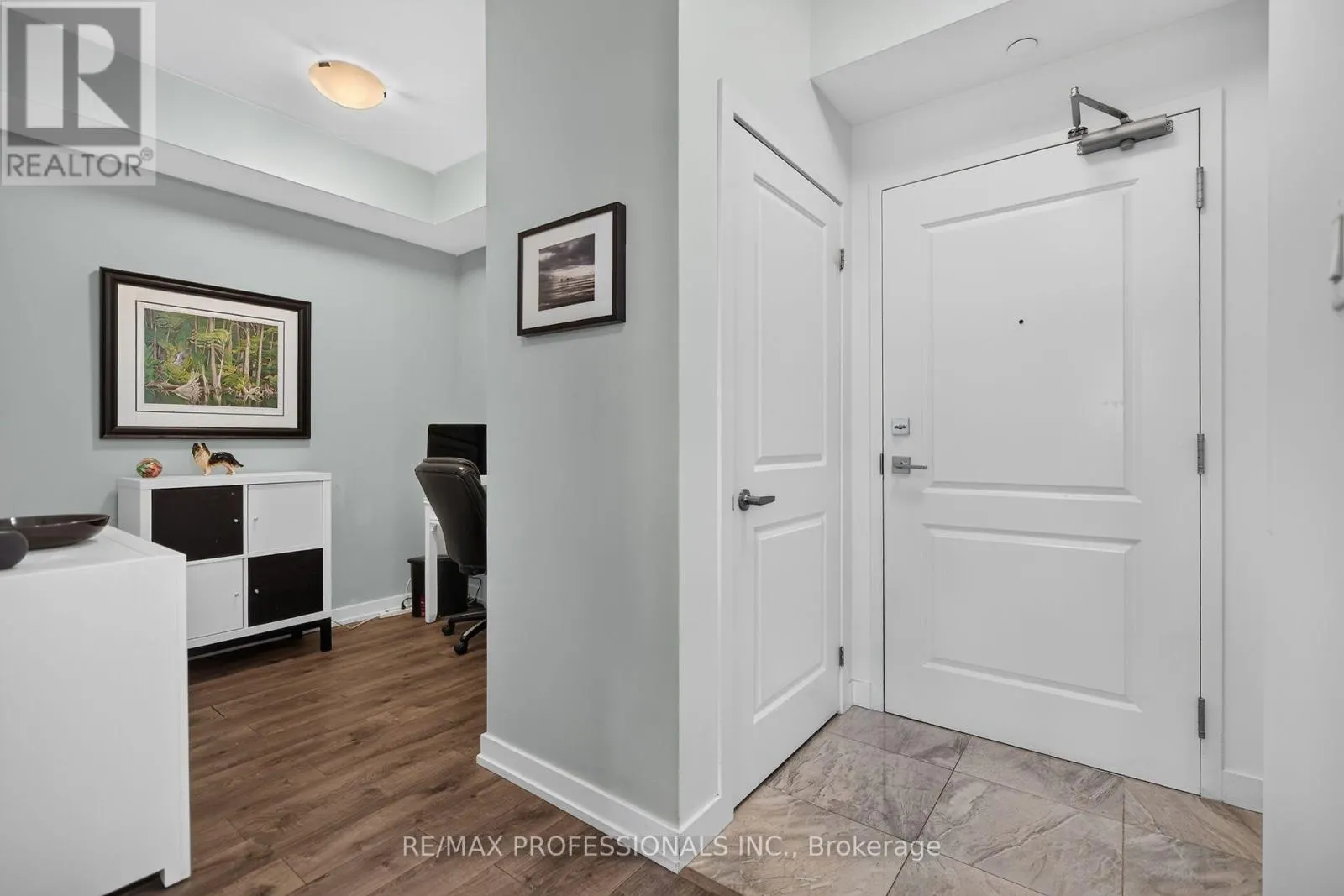 133 - 101 SHOREVIEW PLACE