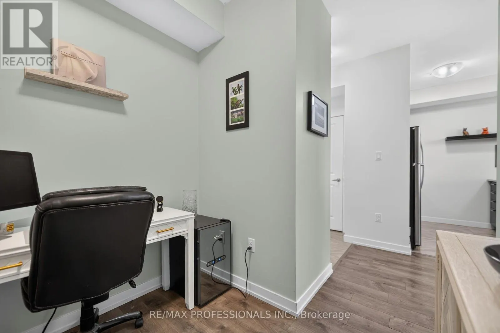 133 - 101 SHOREVIEW PLACE