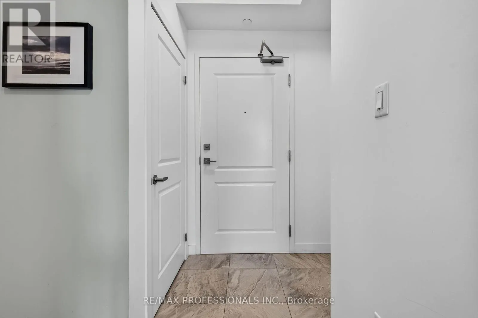 133 - 101 SHOREVIEW PLACE