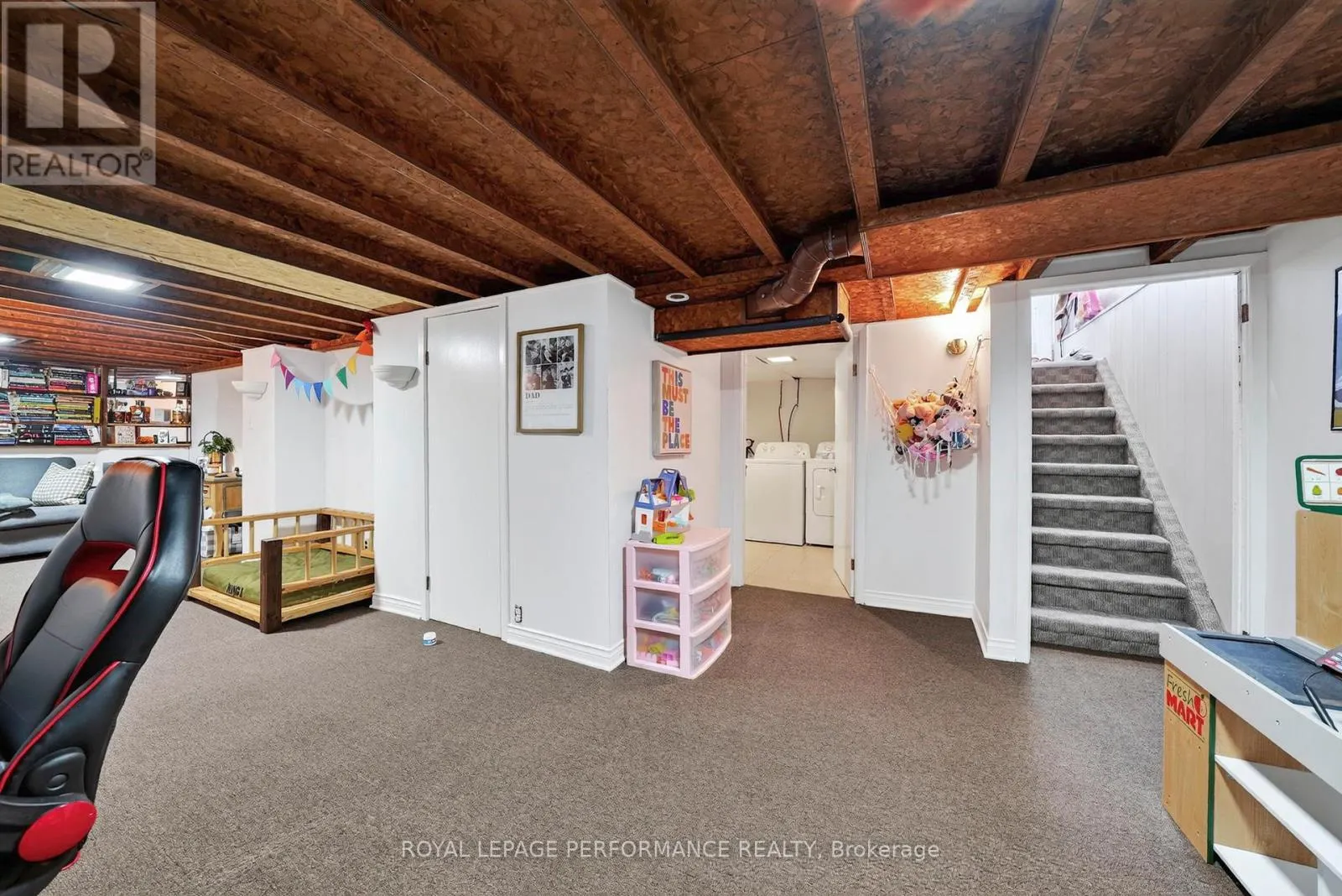 1404 GALLINGER AVENUE