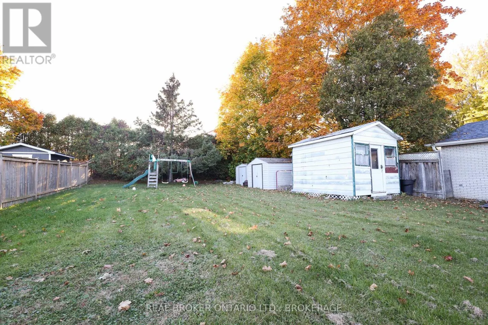 406 DOMINION STREET S