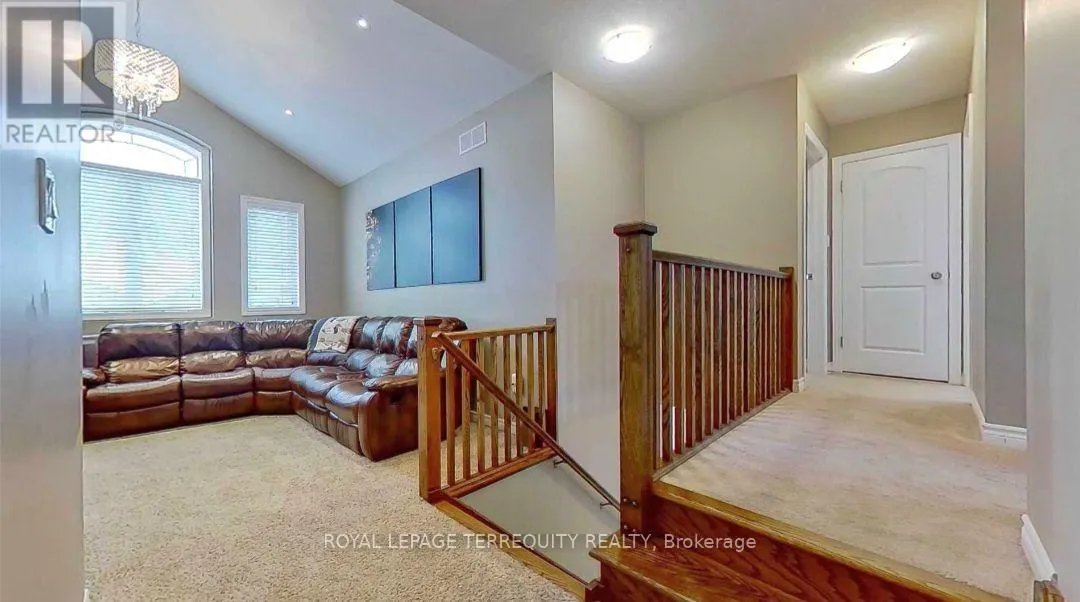 405 WESTCROFT DRIVE