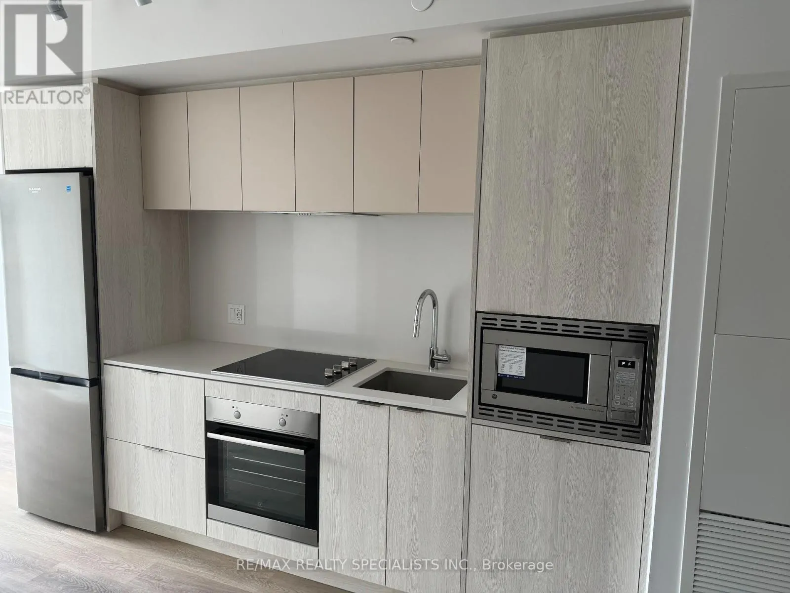 1404 - 1 JARVIS STREET
