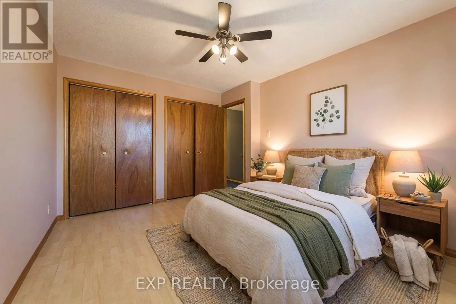 5126 MEADOWLAND DRIVE W