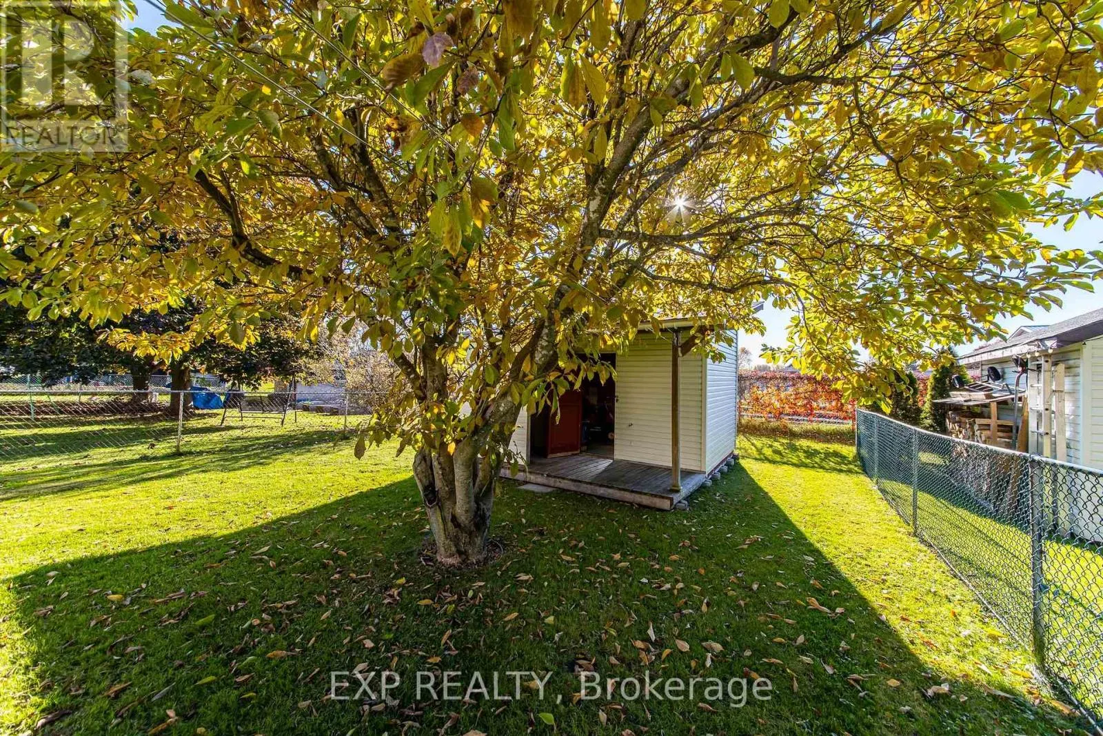 5126 MEADOWLAND DRIVE W