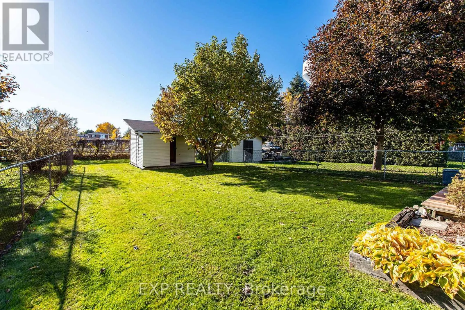 5126 MEADOWLAND DRIVE W