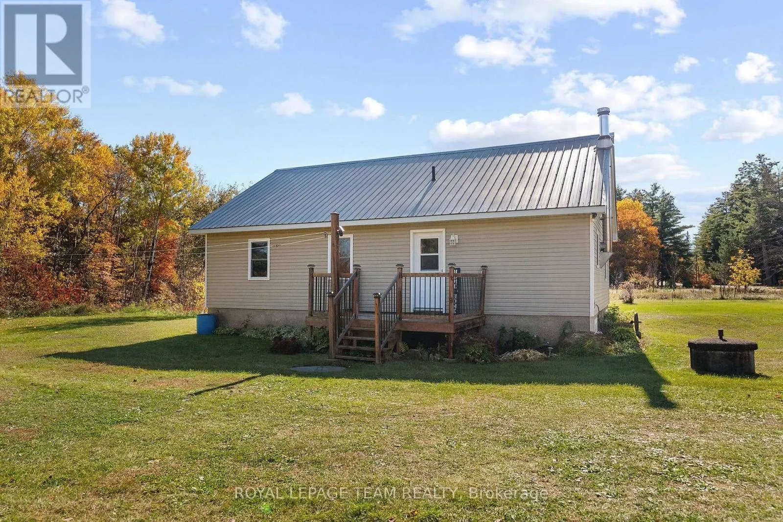 16 ROYAL PINES ROAD