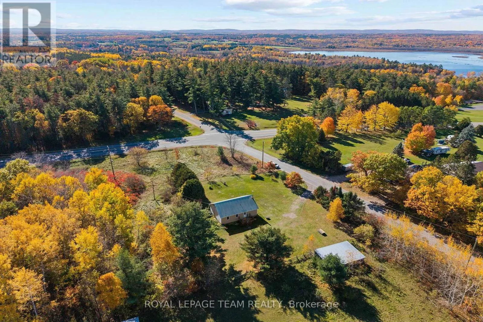 16 ROYAL PINES ROAD