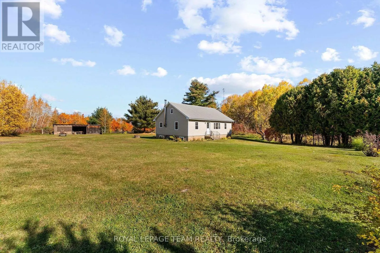 16 ROYAL PINES ROAD