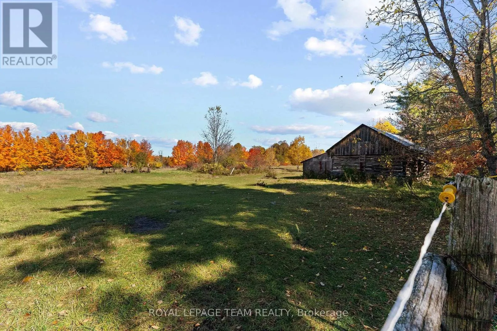 16 ROYAL PINES ROAD