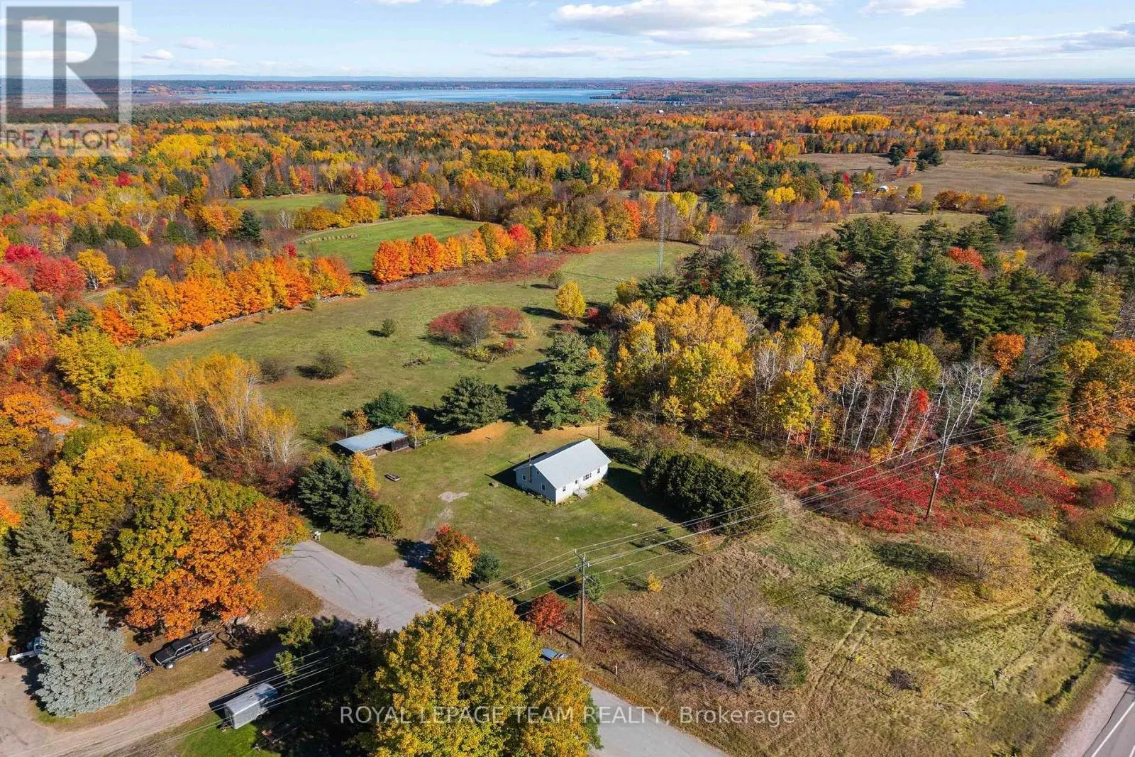 16 ROYAL PINES ROAD