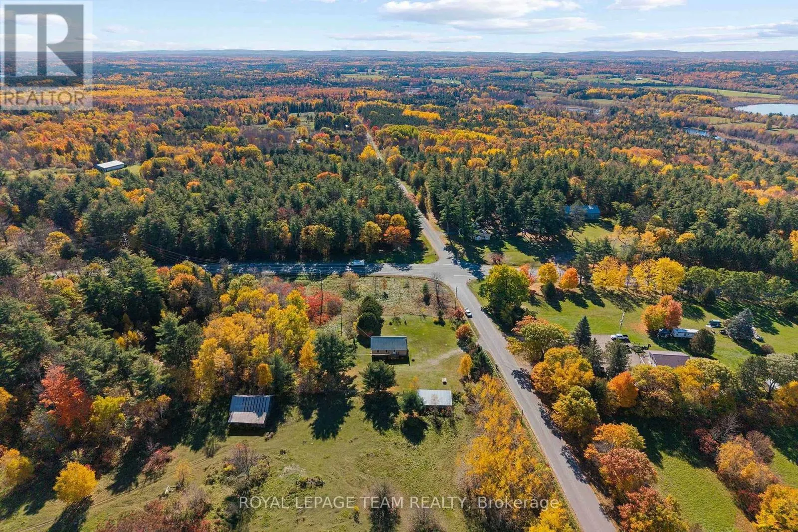16 ROYAL PINES ROAD