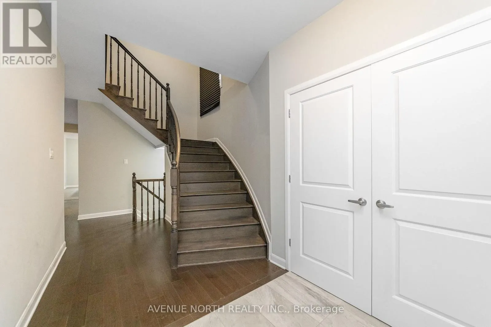 246 AQUARIUM AVENUE