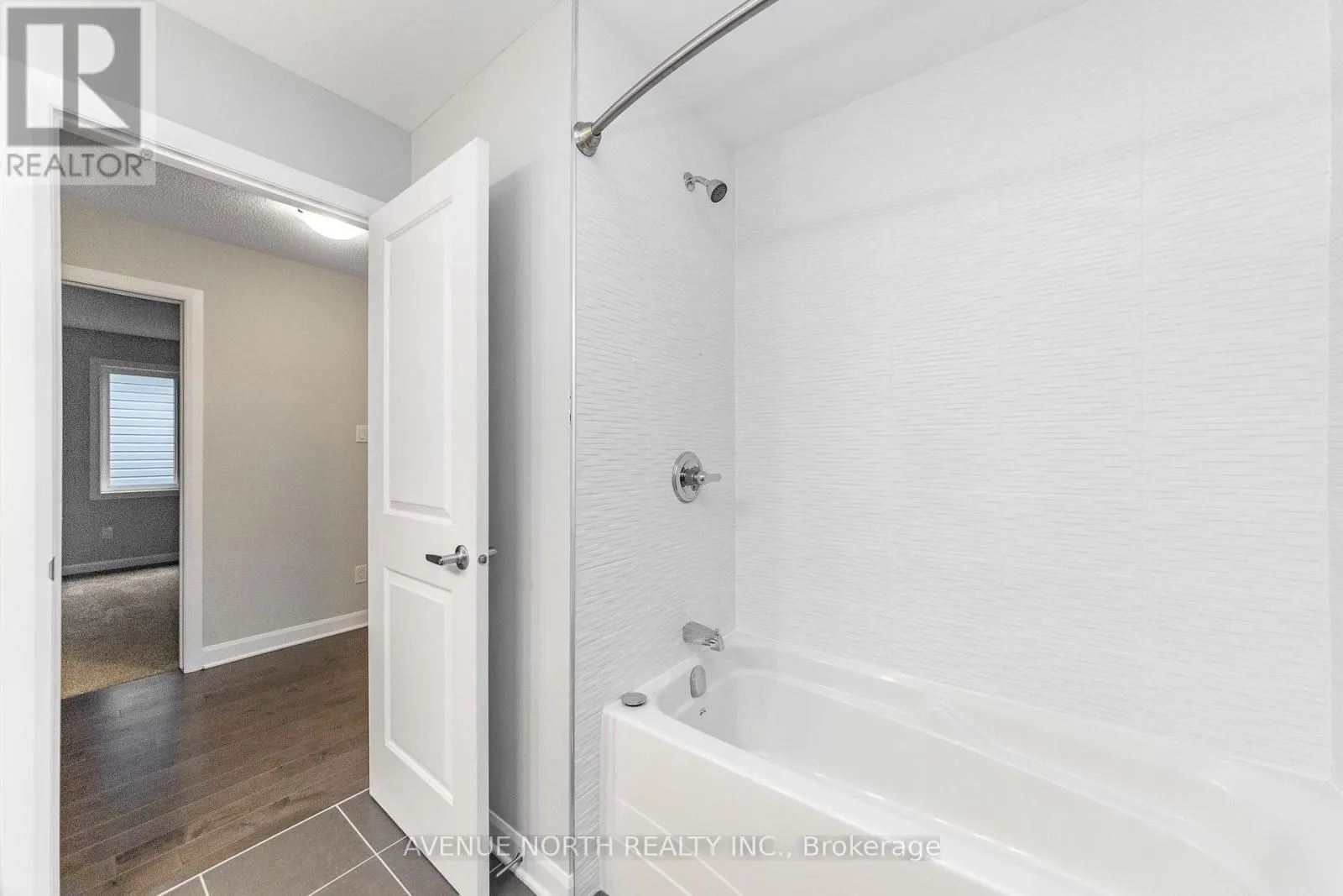 246 AQUARIUM AVENUE
