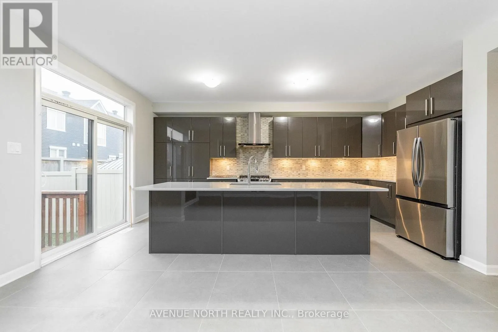 246 AQUARIUM AVENUE