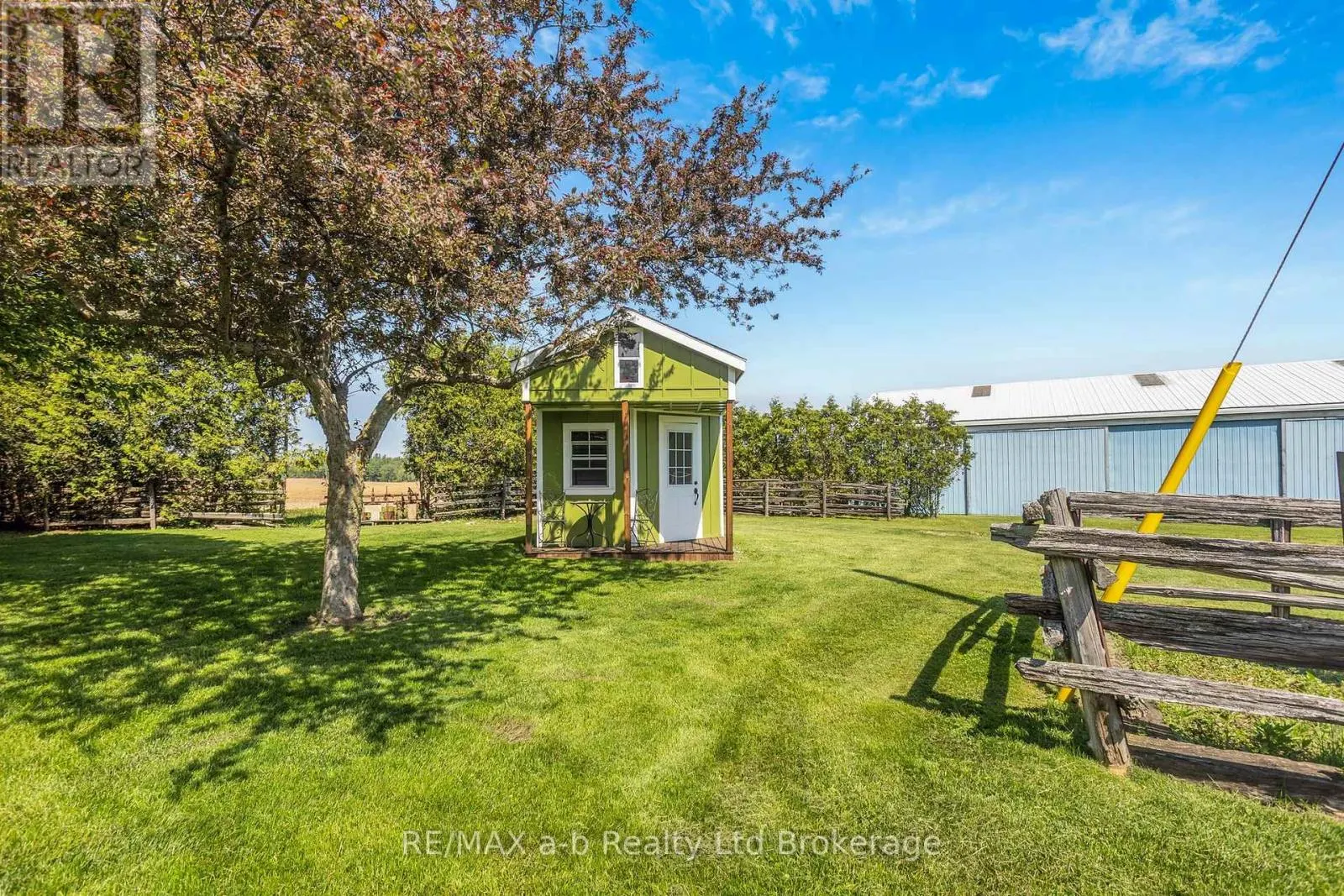 1813 NORFOLK COUNTY 19 ROAD W