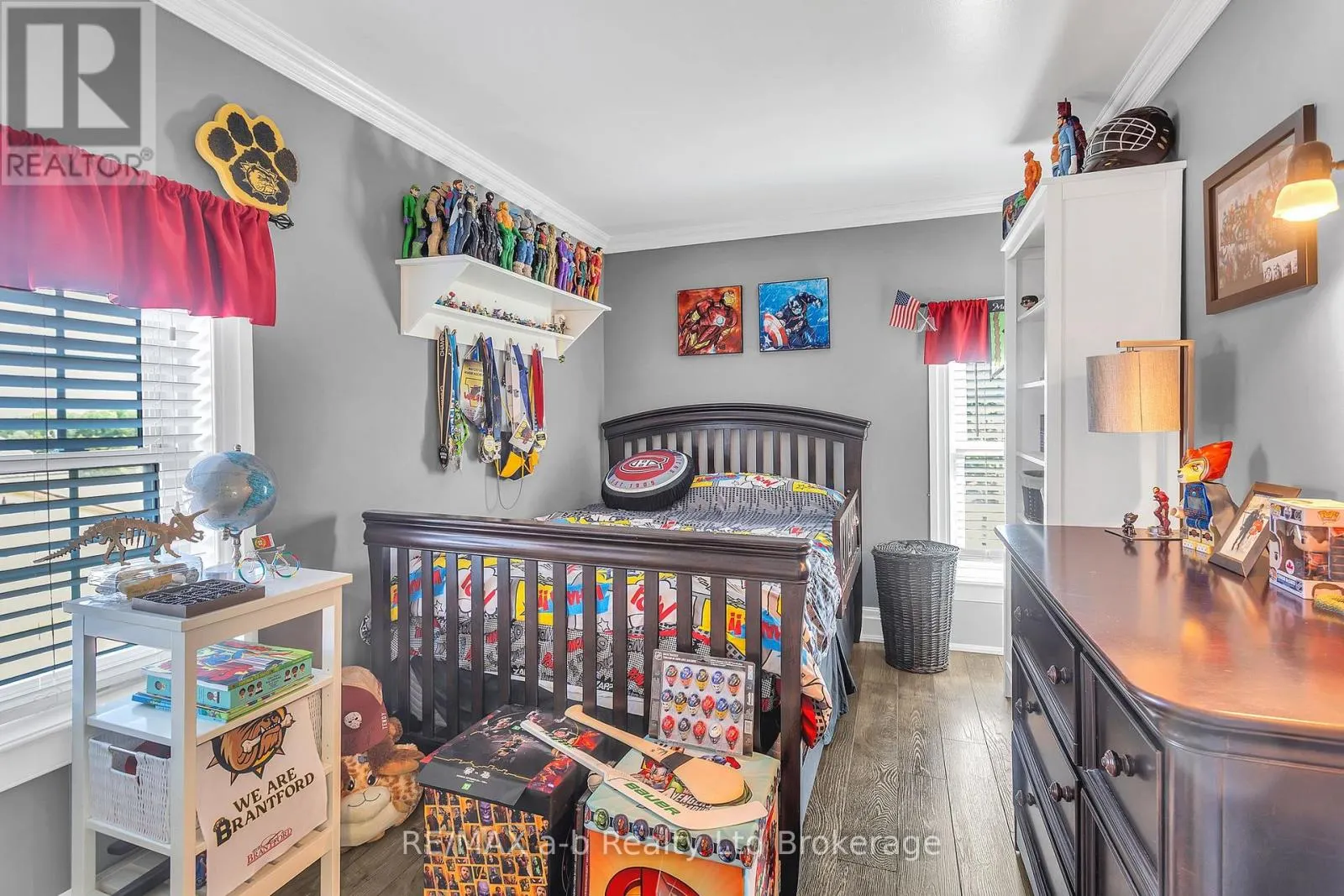 1813 NORFOLK COUNTY 19 ROAD W