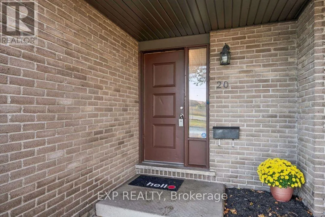 20 - 46 CEDARWOODS CRESCENT