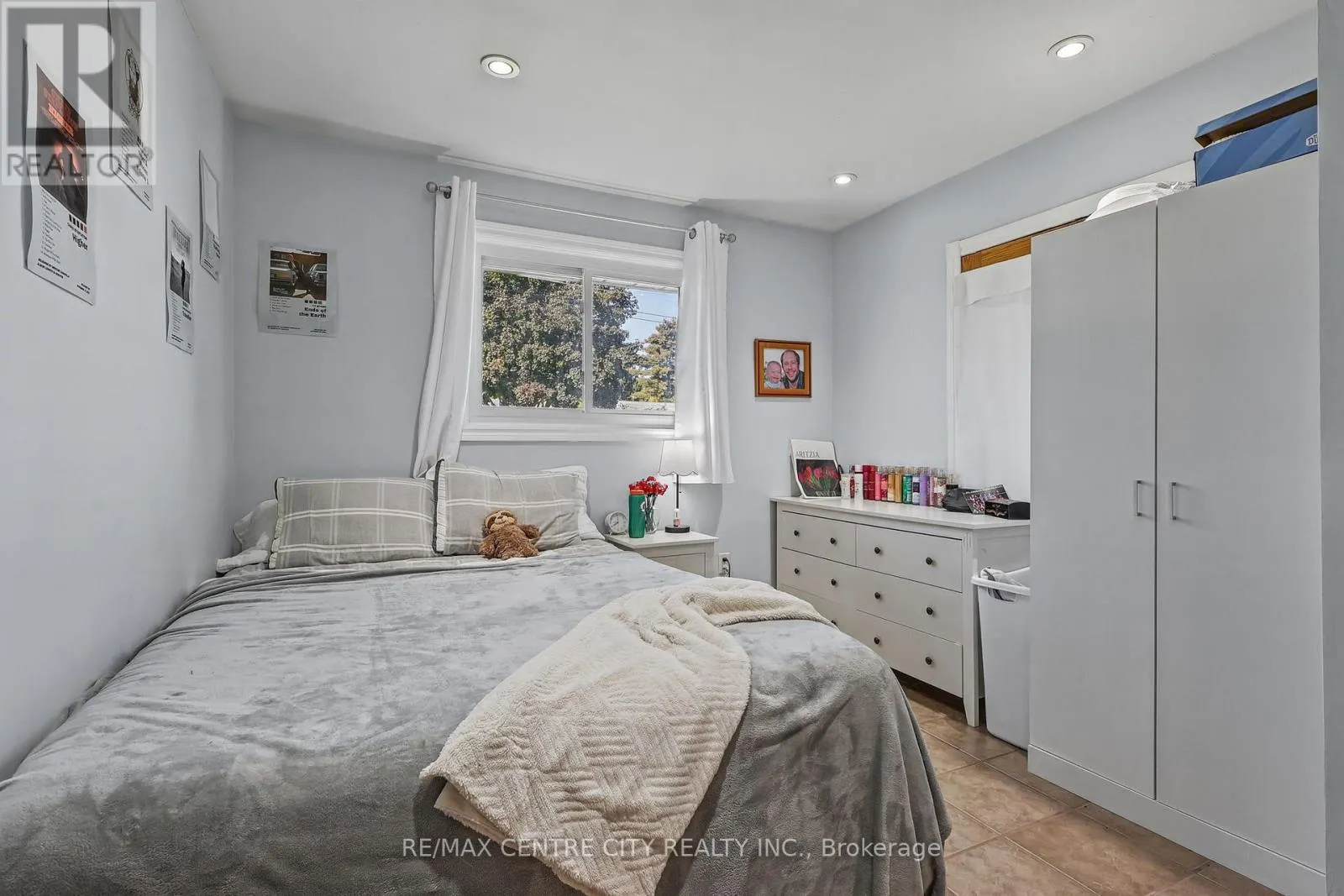 68 LOIS AVENUE