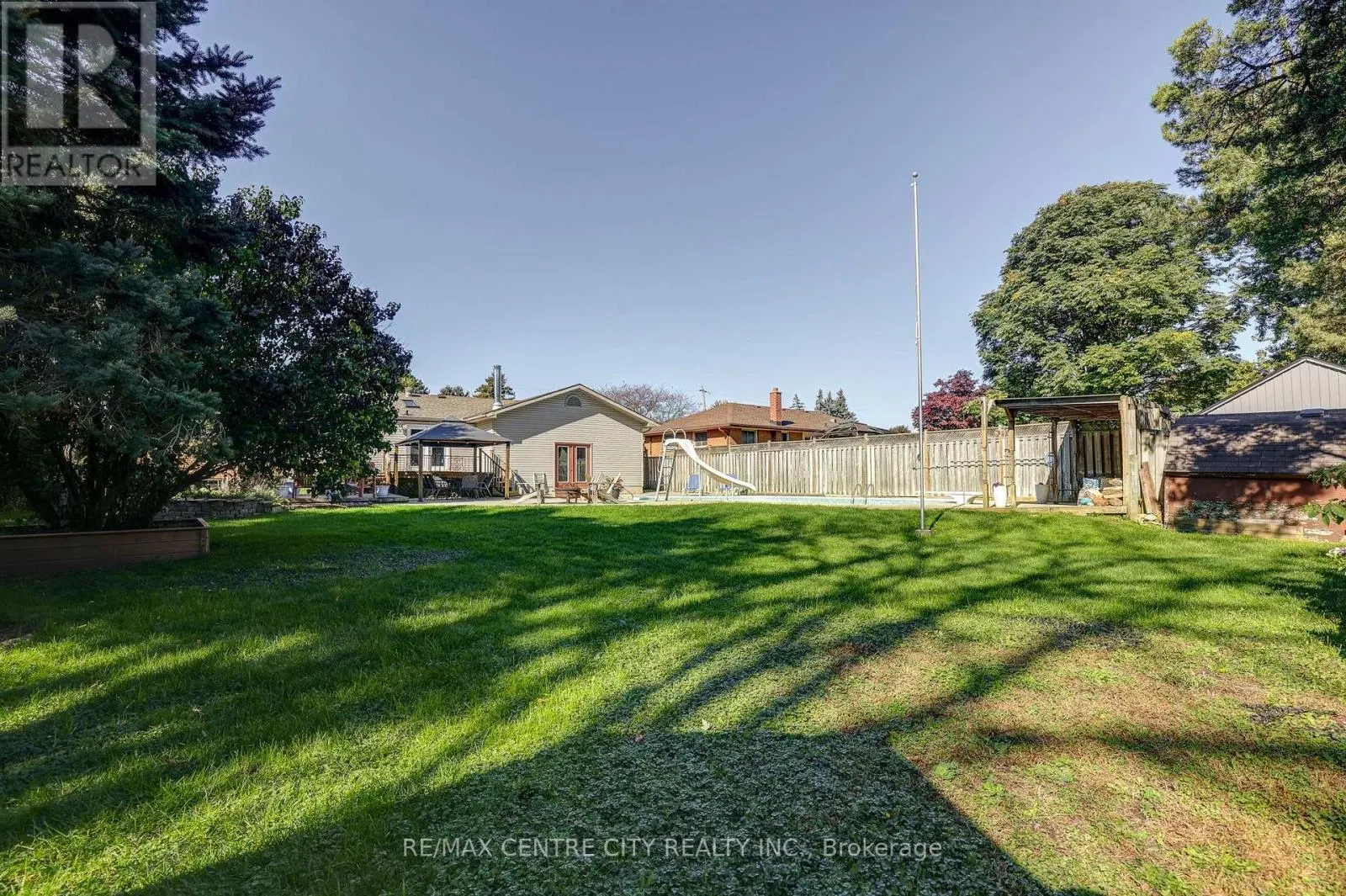 68 LOIS AVENUE