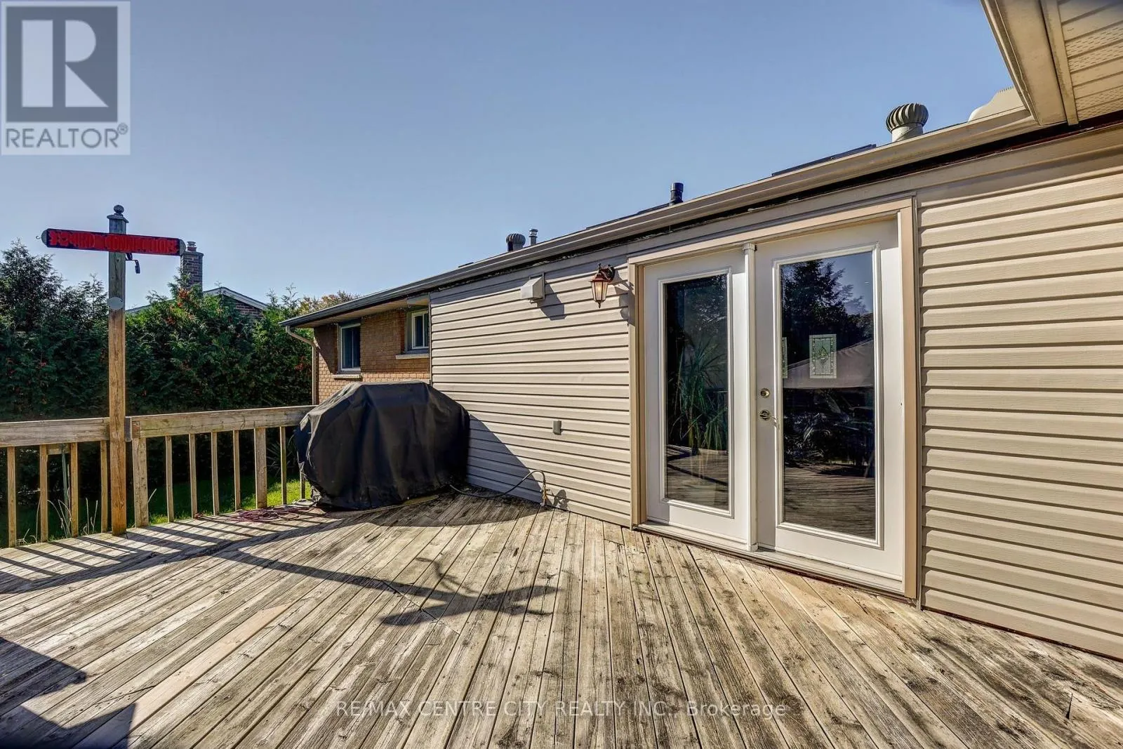 68 LOIS AVENUE