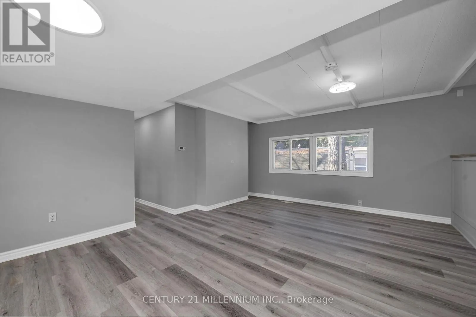 17 CEDAR LANE