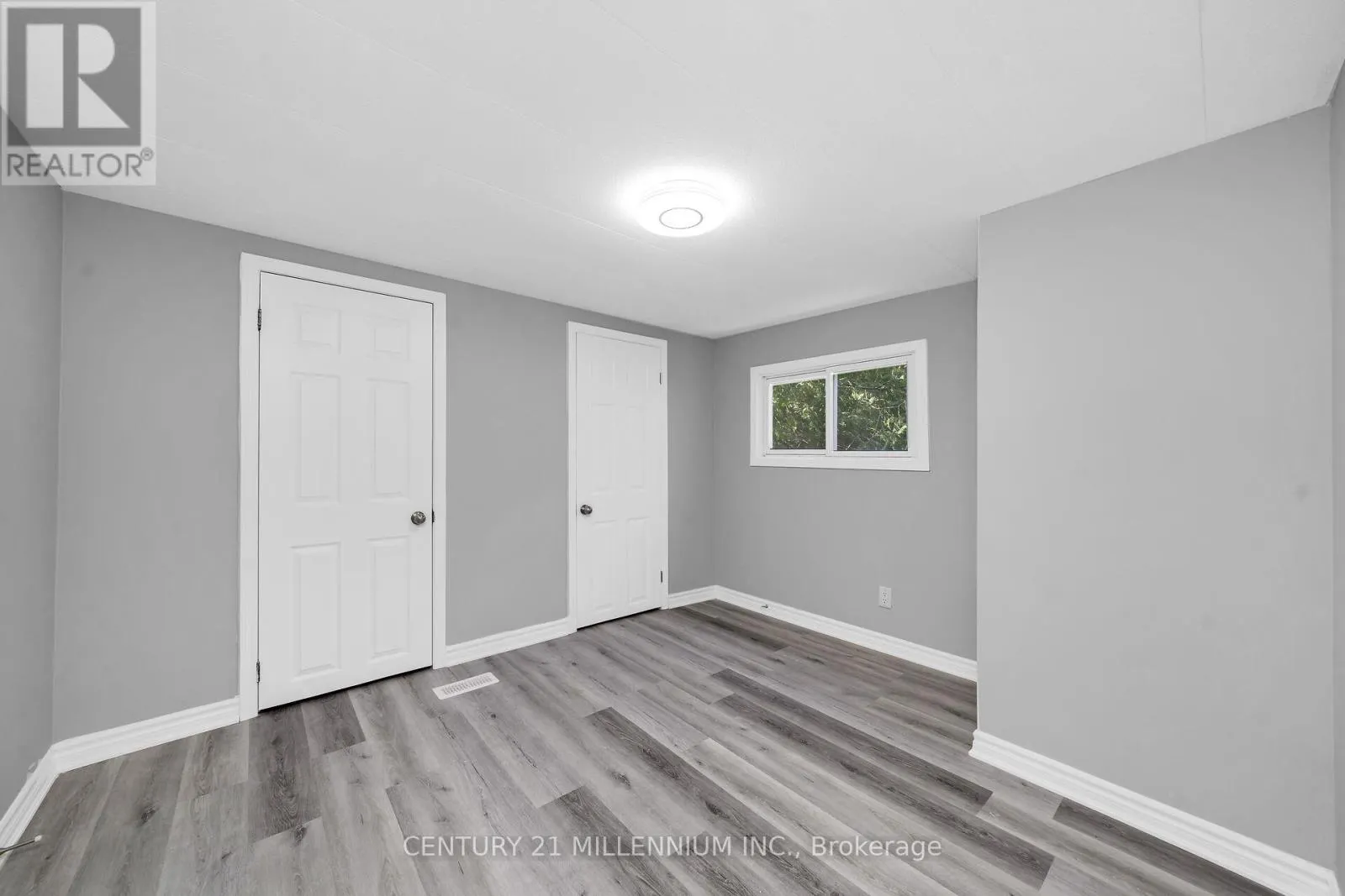 17 CEDAR LANE
