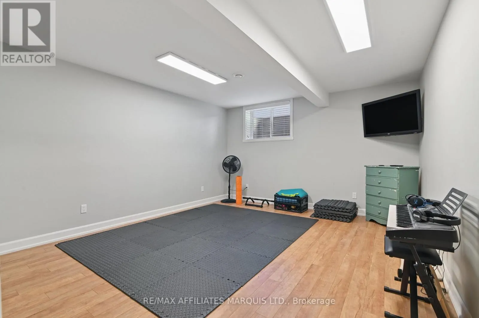 18163 ST LAURENT BOULEVARD