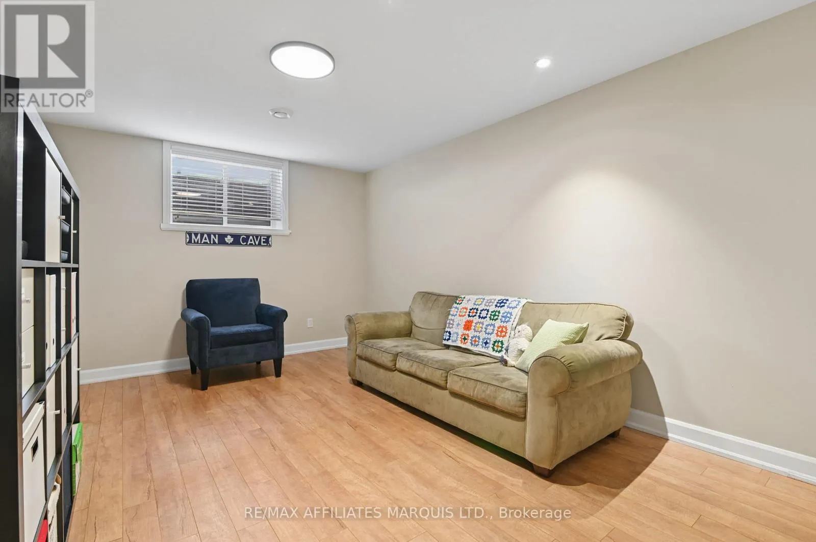 18163 ST LAURENT BOULEVARD