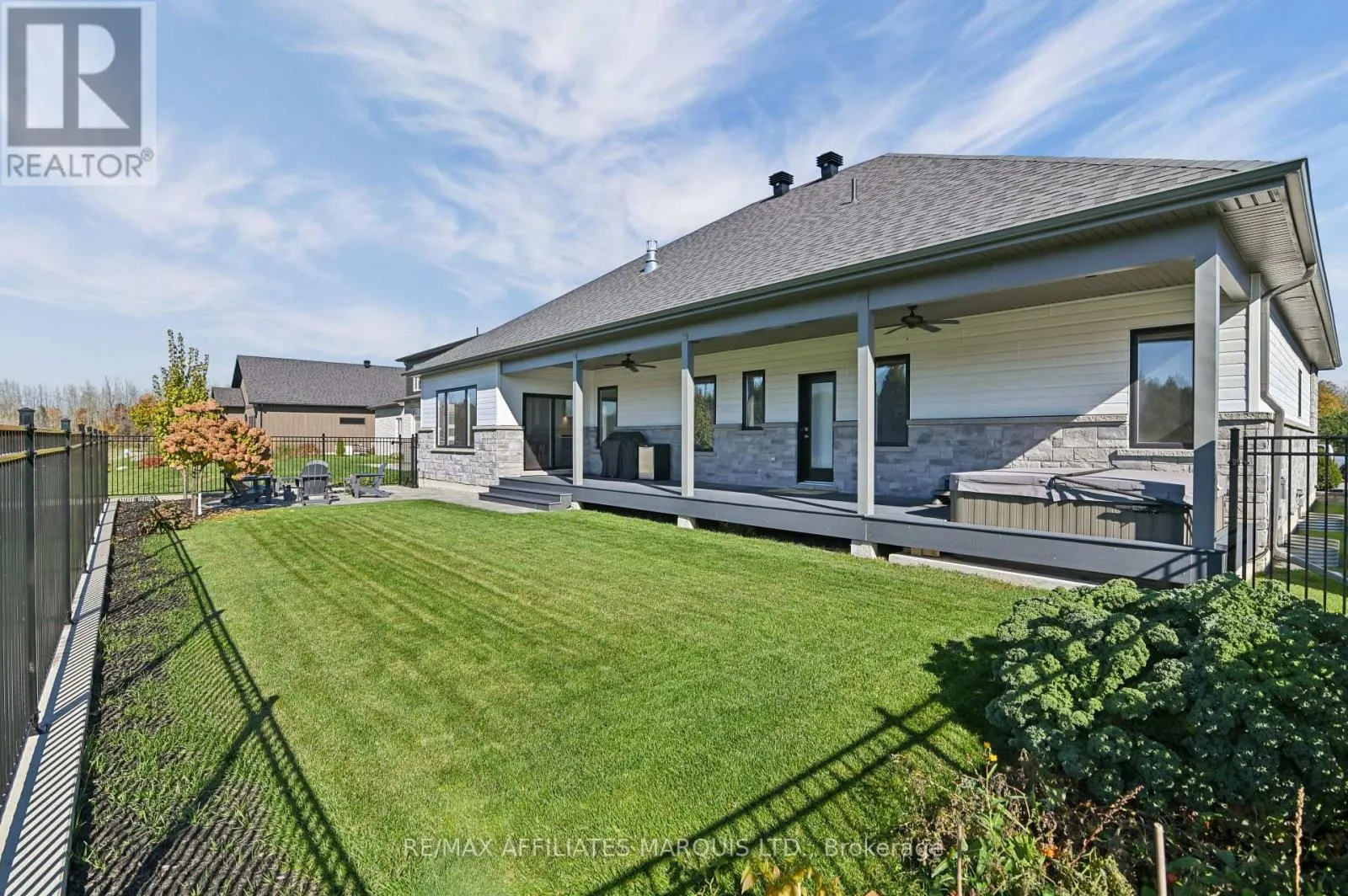 18163 ST LAURENT BOULEVARD