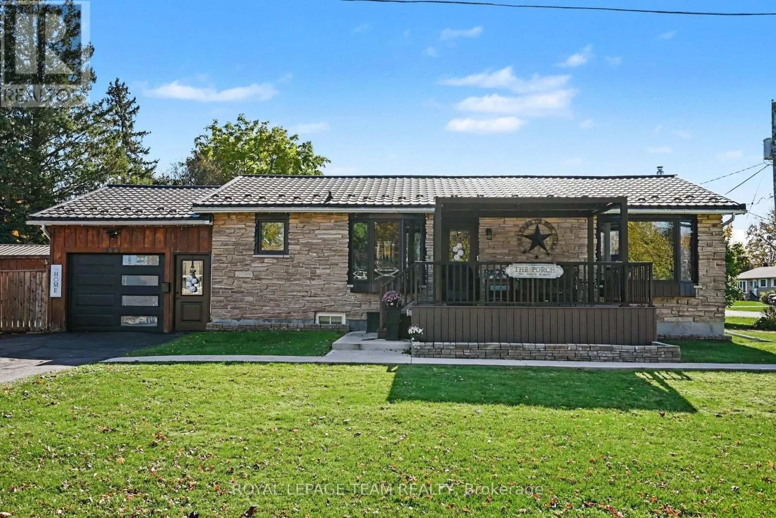 565 DUFFERIN STREET W