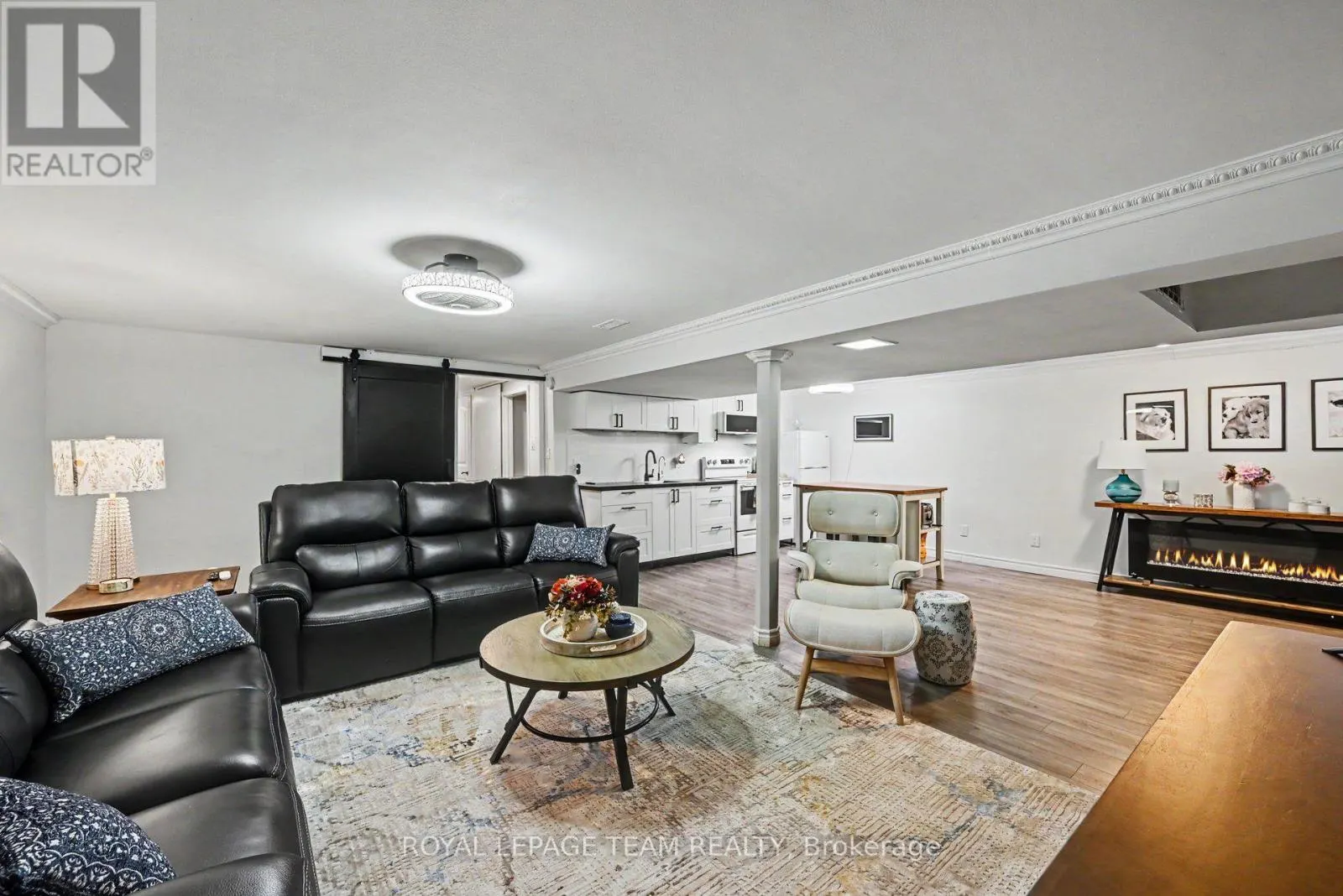 565 DUFFERIN STREET W
