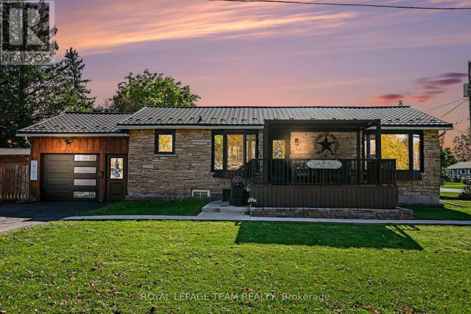 565 DUFFERIN STREET W