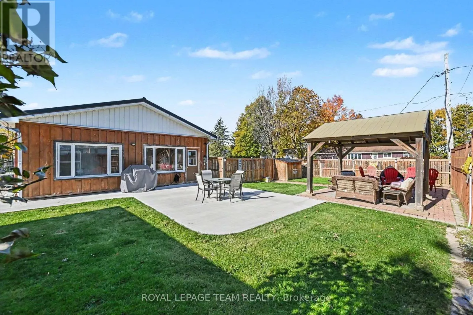 565 DUFFERIN STREET W
