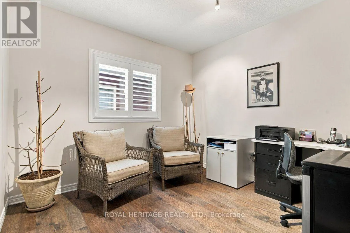 37 GRAINGER CRESCENT